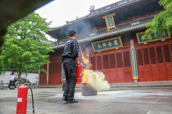 循环勇者开发者彩蛋的奖励是什么